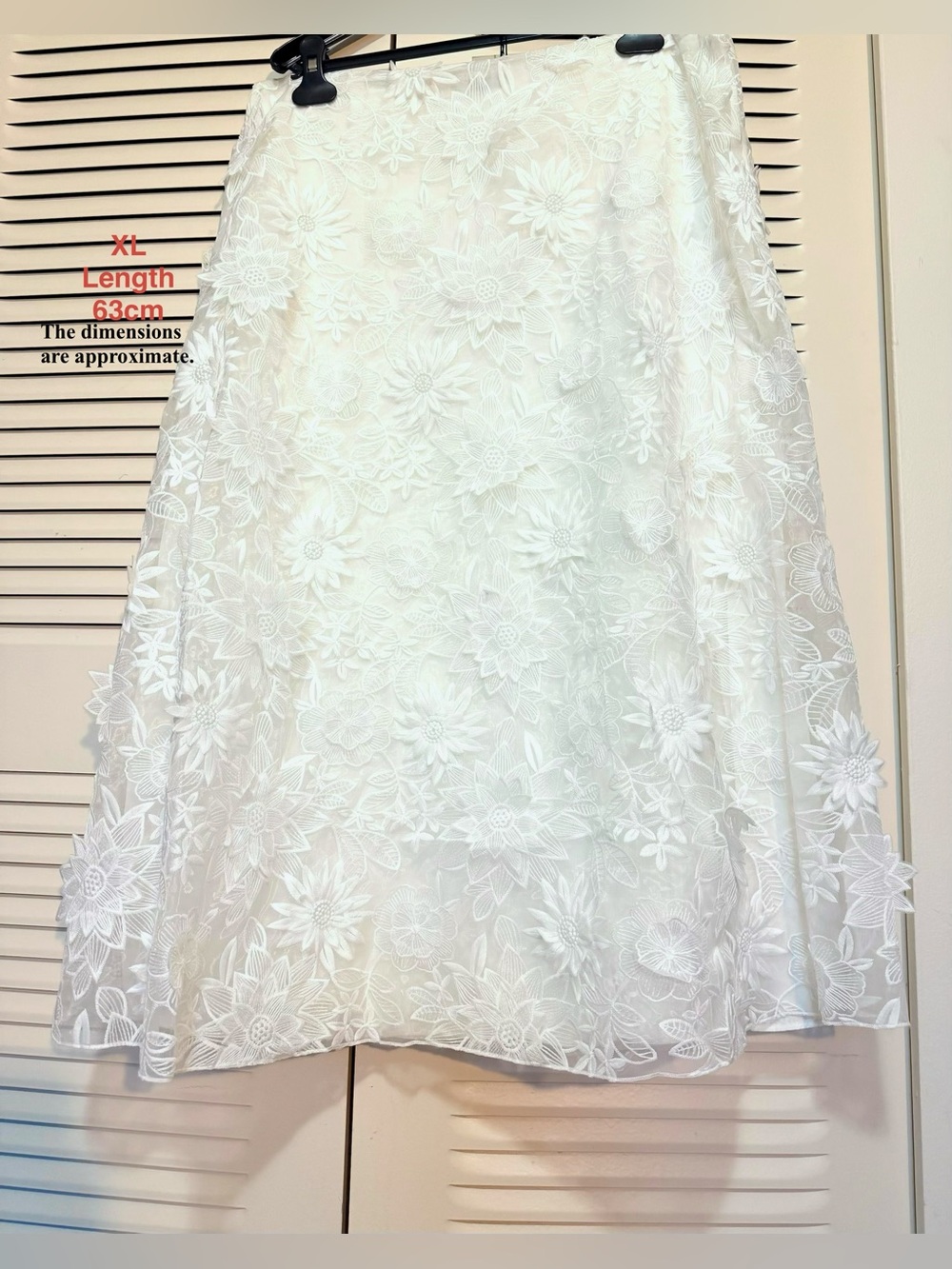 Zara White Floral Lace A-Line Skirt